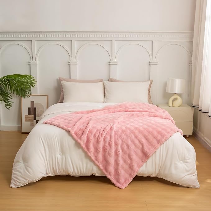 YUSOKI 3D Fleece Bubble Throw Blanket,Light Pink, 50"x60" | Ultra Soft, Non-Shedding, Lightweight for All Season Use, stays fluffy after repeated washes, Perfect Gifts, Machine Washable