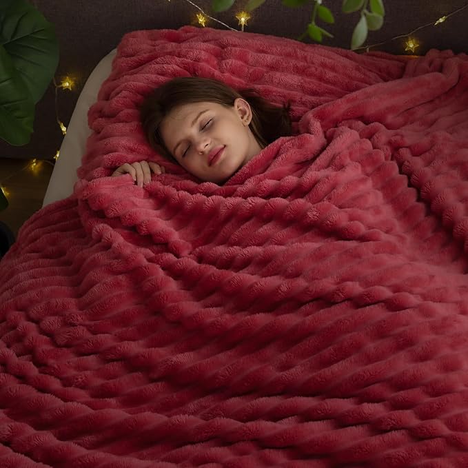 NEWCOSPLAY Fleece Ribbed Cozy Queen Blanket for Couch, Coral Pink, 90"x90" | Premium Silky Flannel Blanket, Soft Lightweight Fluffy Throw Blanket for Bed Sofa Decor, Gift for All Season Use