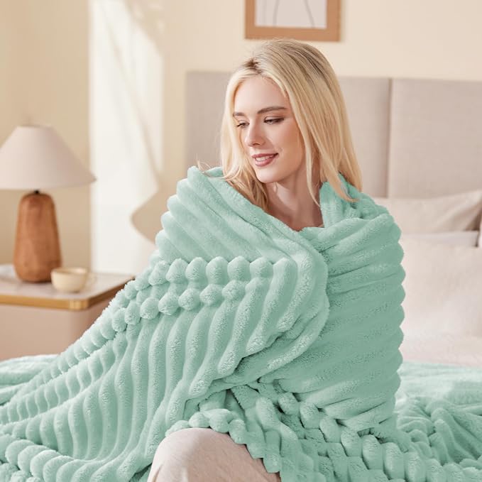 EXQ Home Gentle Soft Fleece Throw Blanket – Cozy Lightweight Blanket for Couch Bed – All-Season Warm Fuzzy Flannel Blanket for Women Mom Her – Gifts for Mother's Day Birthday(50"x60",Aqua)