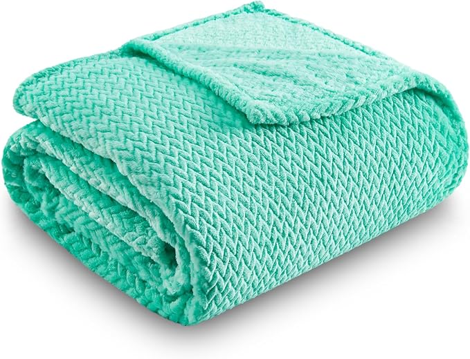 NEWCOSPLAY Fleece Leaves Pattern Throw Blanket, Aqua, 50"x60" | Super Soft Throw Blanket, Lightweight Cozy Bed Sofa Blanket, Premium Silky Flannel Fleece, Travel Blanket for All Season Use