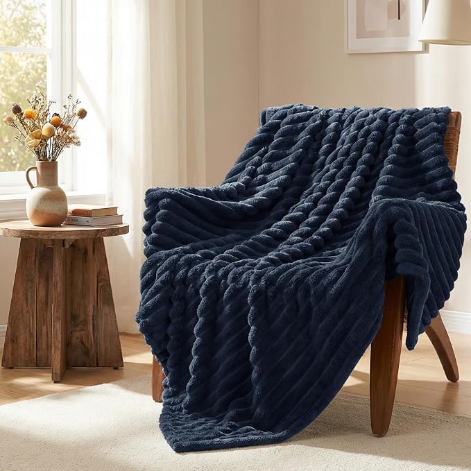 HIMEET Navy Blue Twin Blanket for Bed, 300GSM Ribbed Fleece, 60 x 80 Inches | Ultra Soft Flannel, All-Season Lightweight Warmth, Bed Layering Pick & Dorm Essential, Gift for Men & Women, Machine Washable
