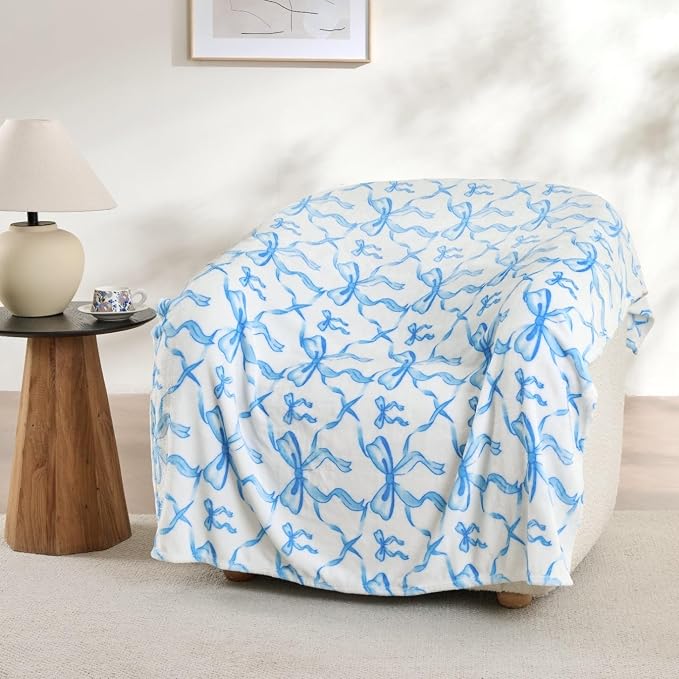 Blue Bow Throw Blanket – 50x60 Inch Soft Fleece Blanket for Girls and Women, Coquette Aesthetic Room Decor for Bed, Couch, Chair, Preppy Bedroom or Gift, Cute Pink Bow Decor Blanket