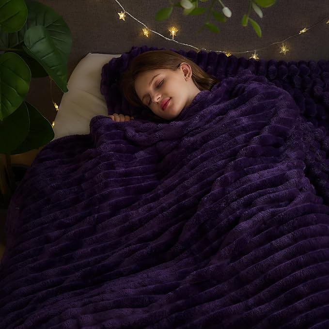 NEWCOSPLAY Fleece Ribbed Cozy King Blanket for Couch, Purple, 90"x110" | Premium Silky Flannel Blanket, Soft Lightweight Fluffy Throw Blanket for Bed Sofa Decor, Gift for All Season Use