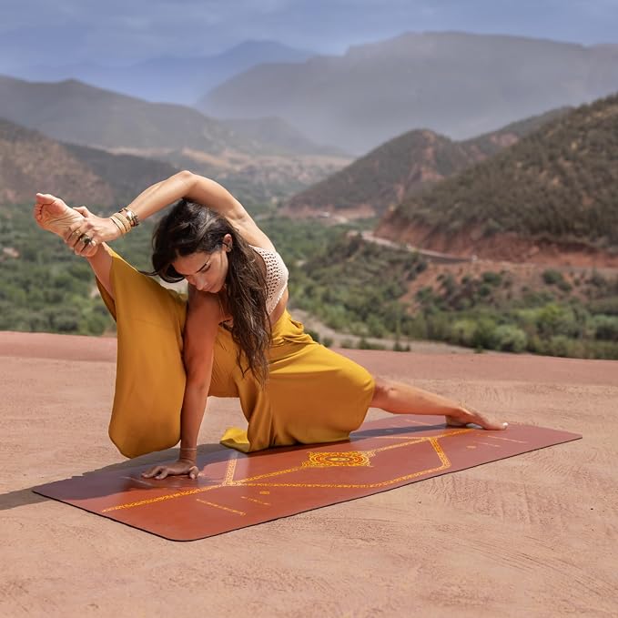 Liforme Printed Yoga Mat Collection - Free Yoga Bag Included - Patented Alignment System, Warrior-like Grip, Non-Slip, Eco-friendly, Sweat-resistant, Long, Wide and Thick for Comfort