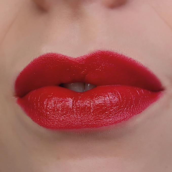 Sandstone Scandinavia Intense Care Lipstick - a hypoallergenic, gluten free, caring formula, with active and moisturizing ingredients. (41 First Love, 3,5 g)