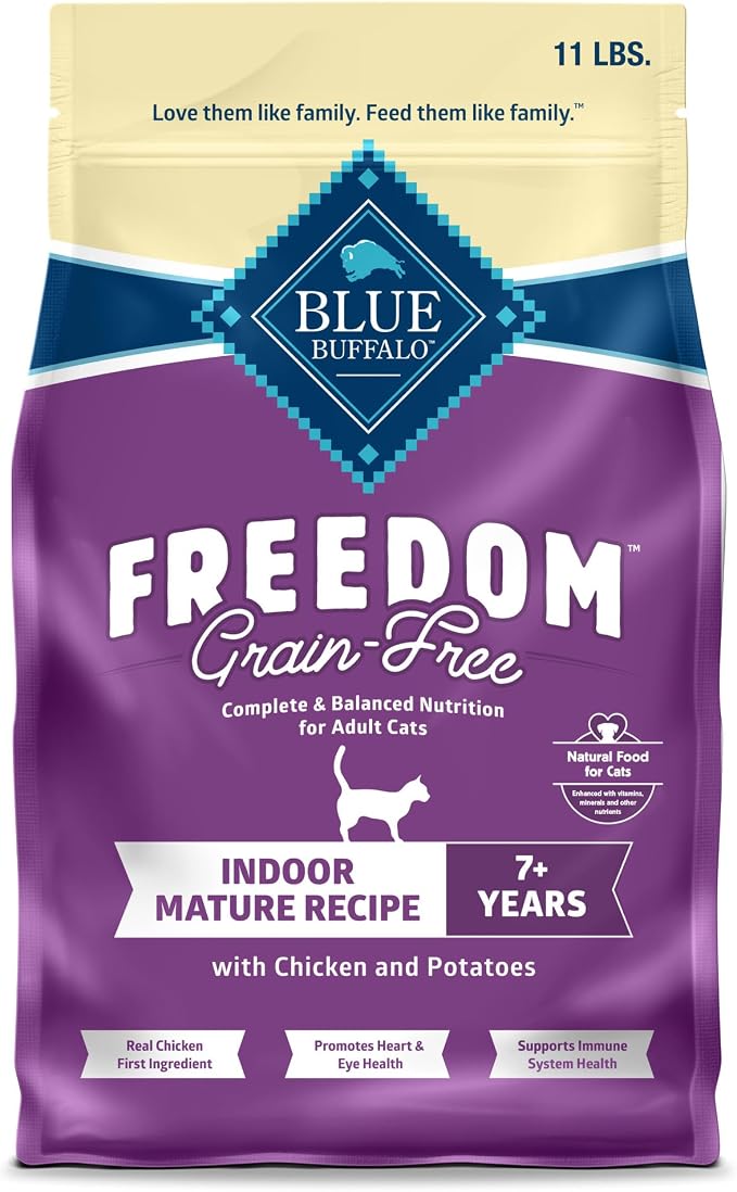 Blue Buffalo Freedom Grain-Free Dry Cat Food for Mature Cats, Complete & Balanced Nutrition for Mature Cats, Chicken Recipe, 11-lb. Bag