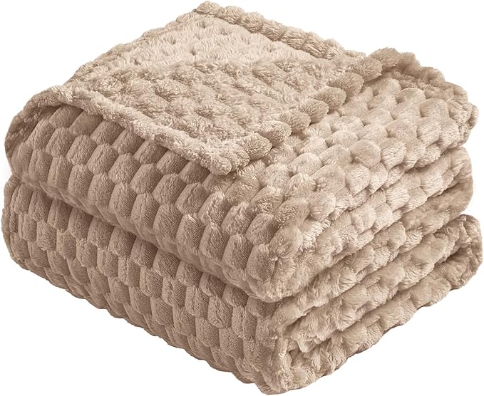Vessia Flannel Fleece Twin Size Blanket(60x80 inch), 3D Jacquard Camel Fuzzy and Warm Blanket for Couch,Sofa,Bed,Chair, 300GSM Super Soft Touch Cozy Lightweight Bed Decor for All-Season