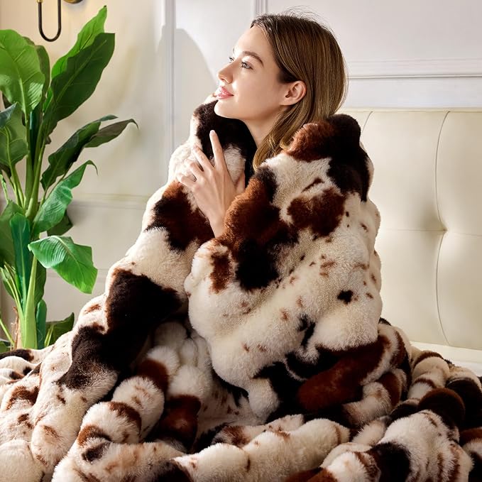 Anysay Faux Fur Throw Blanket, 1000GSM Fluffy Soft Bubble Blanket 80''*90'' | Cozy Plush Warm and Thick Blanket for Couch Bed, Fuzzy Rabbit Throw for Living Room Bedroom Cow Brown