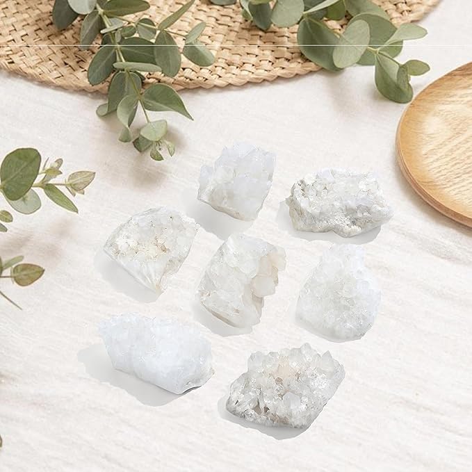 ZHIYUXI Clear Quartz Crystals and Stones Cuarzos Crystal Cluster Geode Clear Crystal Quartz Crystals for Beginners Natural Rock Raw Stone Energy Balance Reiki Decor 1Pc 50-70g