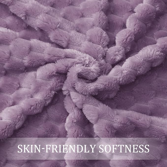 Exclusivo Mezcla Large 3D Fleece Throw Blanket for Couch, Grayish Purple | Extra Soft Fuzzy Plush Lightweight Throws, Cozy Fluffy Decorative Blankets for All Seasons, 50x70 Inches