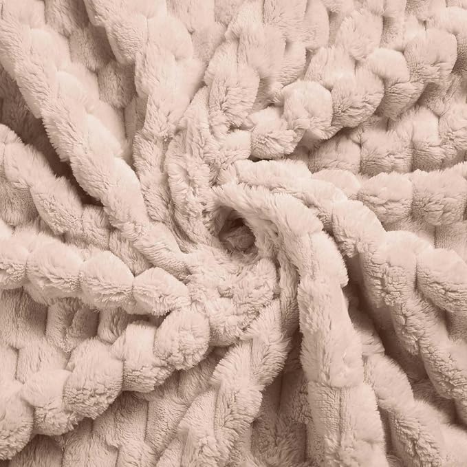 Excervent Hexagon Jacquard Throw Blanket for Bed, 60x80 Inches, Camel | Big Decorative Fuzzy Flannel Fleece Throw Blanket for Sofa Bed Couch, Super Soft Cozy, Suitable for All Seasons