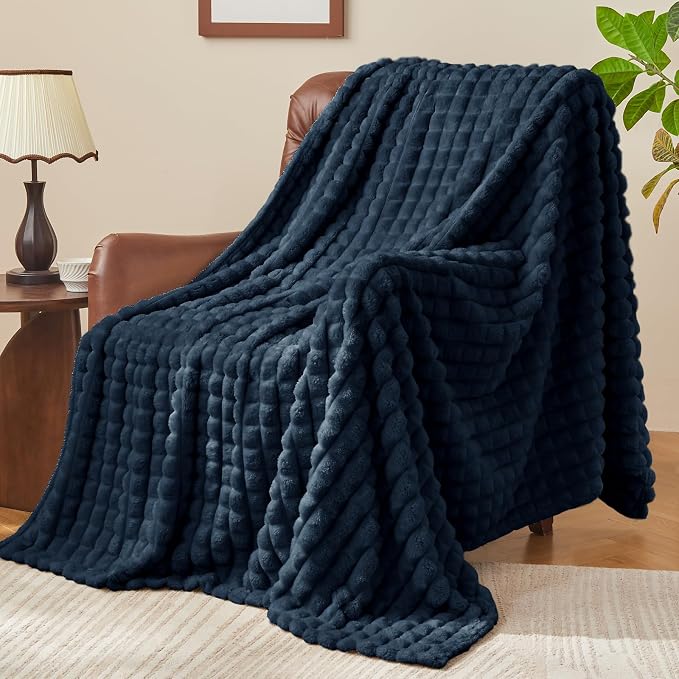 BEDELITE 3D Checked Navy Blue Fleece Throw Blanket for Couch, 50x60 Inches | Soft Warm Fuzzy Fluffy Blanket for Bed Sofa, Lightweight Plush Cozy Blankets for Home Room Decor, Gift for Women, All Season