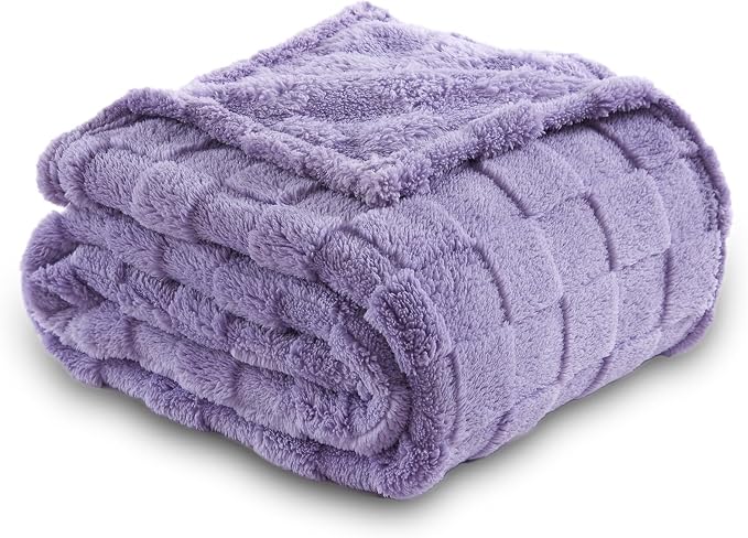 NEWCOSPLAY 3D Checkered Flannel Twin Blanket, Lavender Checkered, 60"x80" | Super Soft Cute Lightweight Decorative Premium Silky Fleece Blanket for Couch Sofa Bed, Gift for Women Men, All Season Use