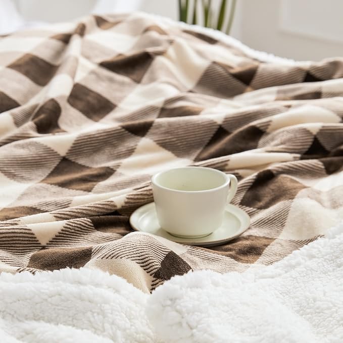 Sherpa Buffalo Plaid Christmas Twin Blanket 60" X 70", Fuzzy Fluffy Soft Cozy Throw Blanket, Fleece Flannel Plush Microfiber Blanket for Couch Bed Sofa(Brown)