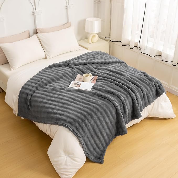 YUSOKI 3D Fleece Bubble Twin Size Blanket, Grey, 60"x80" | Ultra Soft, Non-Shedding, Lightweight for All Season Use, stays fluffy after repeated washes, Perfect Gifts, Machine Washable