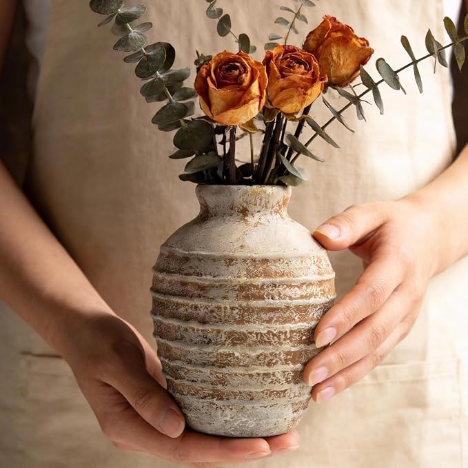 DOWAN Ceramic Flower Vase, Decorative Pampas Vase for Home Decor, Modern Farmhouse Pottery Vase for Living Room Table Kitchen Bedroom Coffee Desk Entryway Mantel Book Shelf (Brown, 6.6 INCH)
