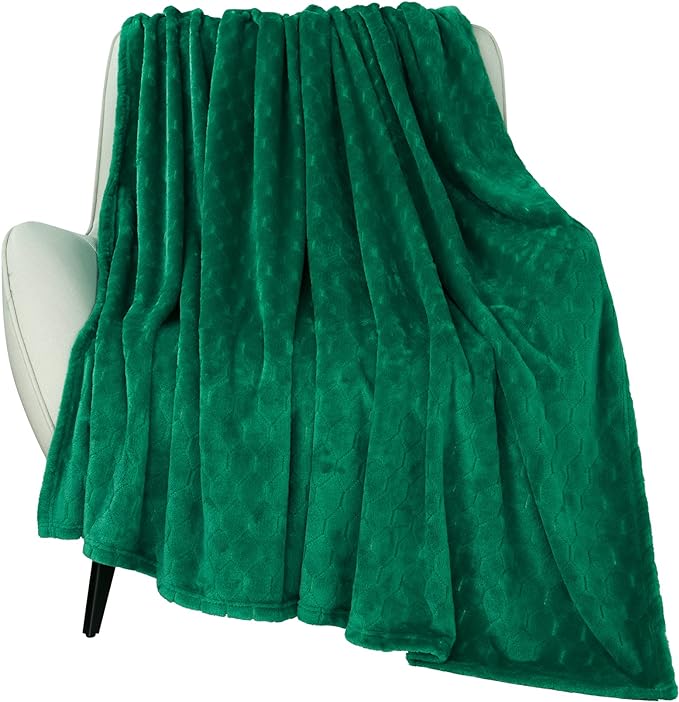 Fleece Blanket Super Soft Cozy Throw Blanket 50" x 60", Lightweight Fuzzy Comfy Textured Flannel Blanket Warm Plush Throw Blankets for Couch, Sofa, Bed, Emerald