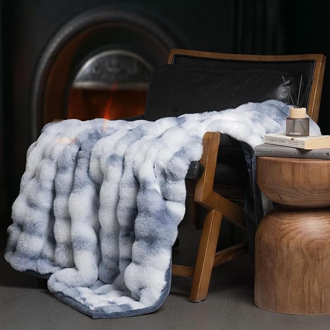 Faux Rabbit Fur Bubble Throw Blanket, 50"x60", Cloud Blue | Ultra Soft, Luxury Faux Rabbit Fur Throw, Thick Warm Bubble Blanket, Cozy Fluffy Reversible, for Bed, Couch, Chair, Sofa