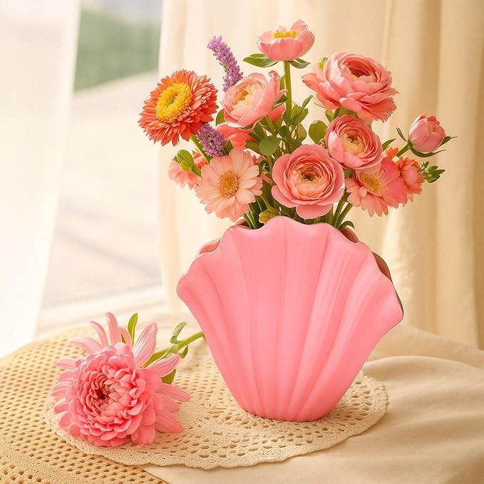 Shell-Shaped Vase for Living Room Decor, Ceramic Vases for Modern Home Decor, Unique Vase for Farmhouse Decor, Aesthetic Room Decor, Nordic Decor, Shelf Decor, Centerpiece Table Decor (Pink)