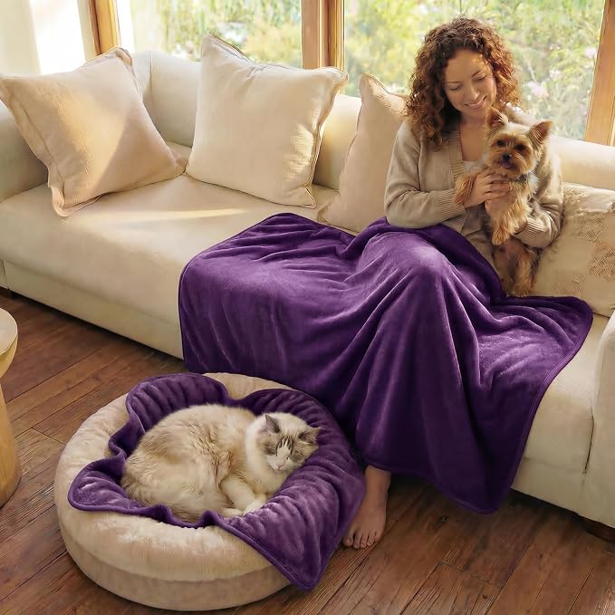 Luciphia Waterproof Pet Blanket, Washable Reversible Sherpa Fleece Throw | Liquid-proof furniture protector for bed and couch, soft reversible sherpa fleece for dogs, cats purple, L
