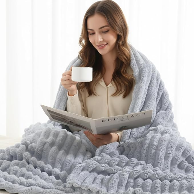 decorUhome Light Grey Fleece Twin Blanket 60x80 Inches | Soft Couch Cozy Fluffy Plush Flannel Striped Blanket for Sofa Bed, Lightweight Decorative Ribbed Fuzzy Blanket for Woman