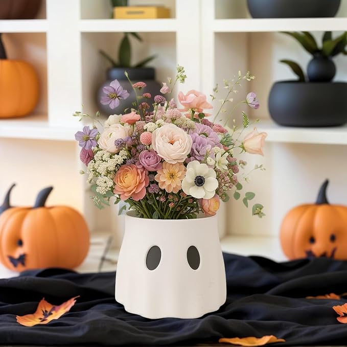 Ghost Bucket Planter, Cute Ghost Design, Plastic, Indoor & Outdoor Decor, Versatile for Plants or Halloween Treats, Durable and Weather-Resistant, Spooky Home or Garden Decoration (7.87‘ + 5.91‘)