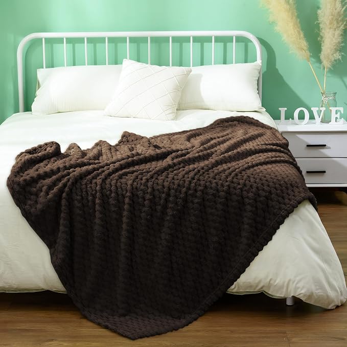 Excervent Hexagon Jacquard Throw Blanket for Bed, 50x70 Inches, Brown | Decorative Fuzzy Flannel Fleece Throw Blanket for Sofa Bed Couch, Super Soft Cozy, Suitable for All Seasons