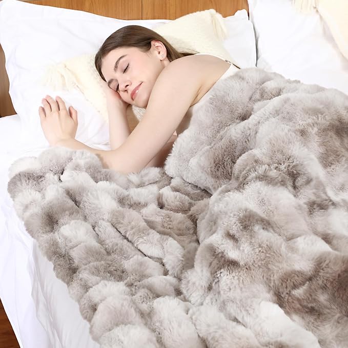 Faux Rabbit Fur Throw Blanket for Couch Gifts for Mom 50"x60" Tie-dye Khaki | Cozy Reversible Fluffy Throw, Luxury Plush Thick Bubble Blanket, Mothers Gifts for Women, Soft Warm for Bed, Home Decor