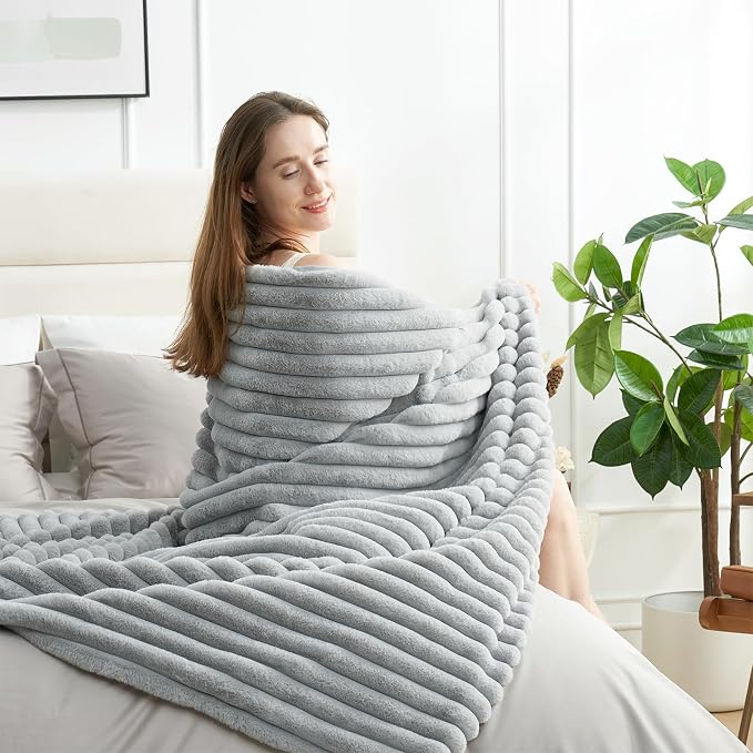 Faux Fur Throw Blanket for Couch, Cozy Fuzzy Fluffy Fur Luxurious Soft Striped Plush Gift Blankets for Family Sofa Chair, 60"x80", Light Grey