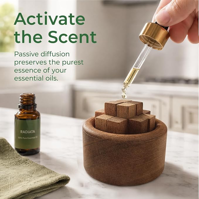 Wood Diffuser for Essential Oils, Round Aromatherapy Diffuser Sapele Wood for Home Office Bedroom Decoration Car Fragrant