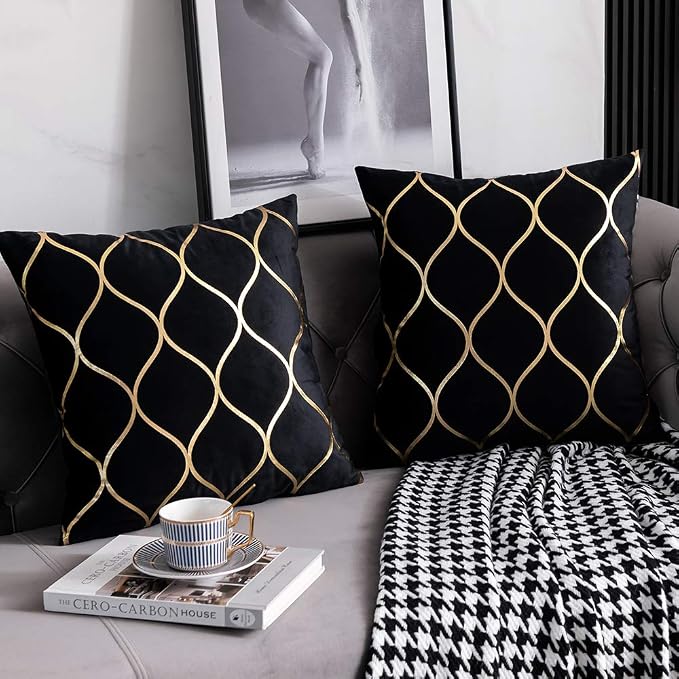 22x22 Inch Gold Velvet Throw Pillow Covers: 2 Pack Square Decorative Pillow Cases for Bedroom Sofa Couch Living Room, Black