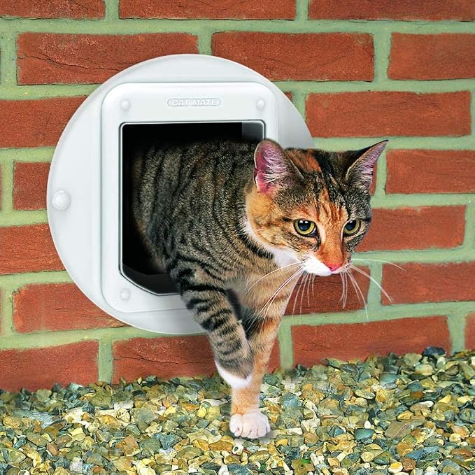 Cat Mate Microchip activated Cat Flap | for up to 30 Cats, Brown | Stores 30 Pet IDs, Weather Resistant, Selective Entry, Keeps Unwanted Animals Out, Easy Installation