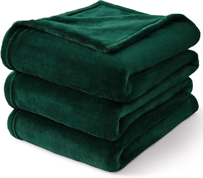 BEDELITE Fleece Blanket Soft Plush King Bed Blanket Forest Green 108"x90" | Ultra Soft Fleece, Plush Microfiber, Lightweight Warmth, All Season Comfort, Fade Resistant, Machine Washable