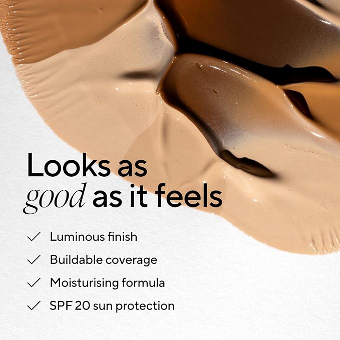 MADARA Liquid Foundation Face Makeup – Skin Equal Soft Glow Mineral Foundation SPF15 IVORY 20-30 ml, Hyaluronic Acid, Buildable Medium Coverage, Dewy Finish, Vegan, COSMOS natural certified