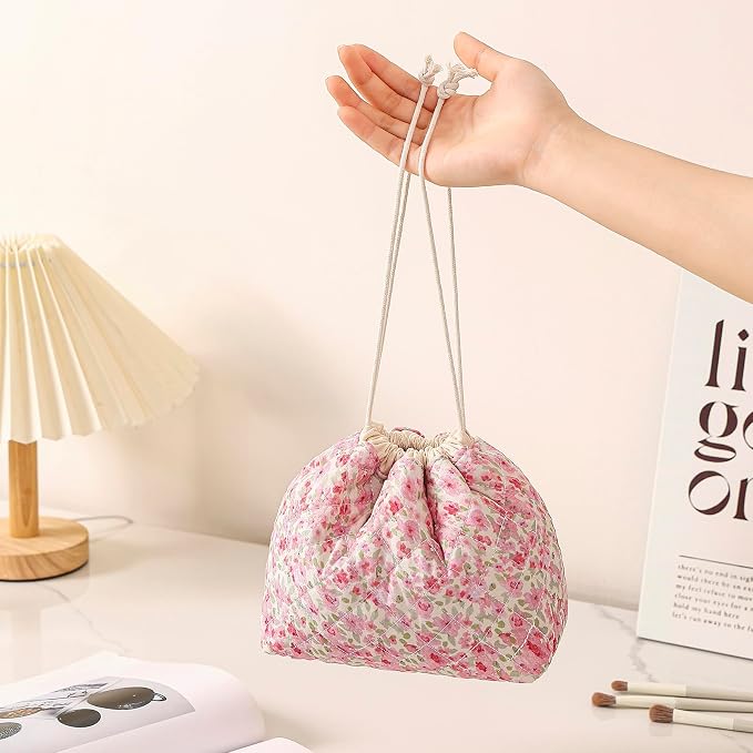 Cotton Quilted Drawstring Makeup Bag with Canvas Lining,Coquette Aesthetic Cute Travel Toiletry Bag,Drawstring Gift Bag for Women and Girls（17Small Pink）