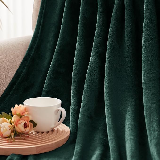 Exclusivo Mezcla Soft Fleece Throw Blanket for Couch, Forest Green | 50x60 Inches, Double-Sided Brushed Flannel, Lightweight Plush Cozy Blanket for Home Decor, All Season, Machine Washable