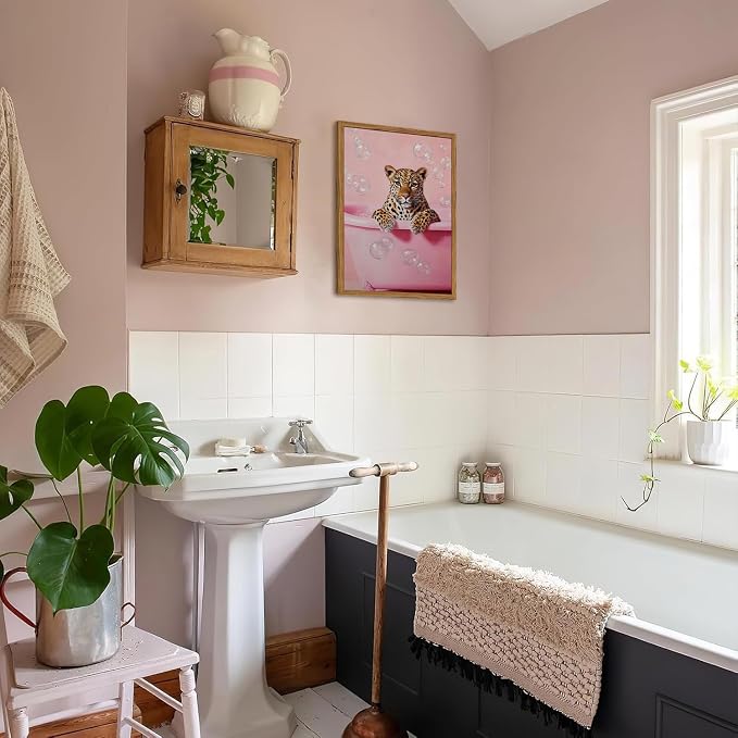 Funny Cheetah Bathroom Wall Art, Pink Leopard in Bathtub Wall Decor Paintings, Cute Animal Bathroom Poster Canvas Prints Maximalist Dopamine Girl Washroom Artwork 16x24 inch Framed