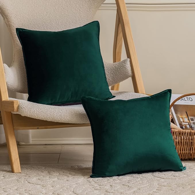 JIAHANNHA Velvet Green Throw Pillow Covers 18”x18”Pack of 2 Soft Decorative | Square Cushion Covers for Couch Sofa Bed Livingroom Car Home Decor,45x45Cm