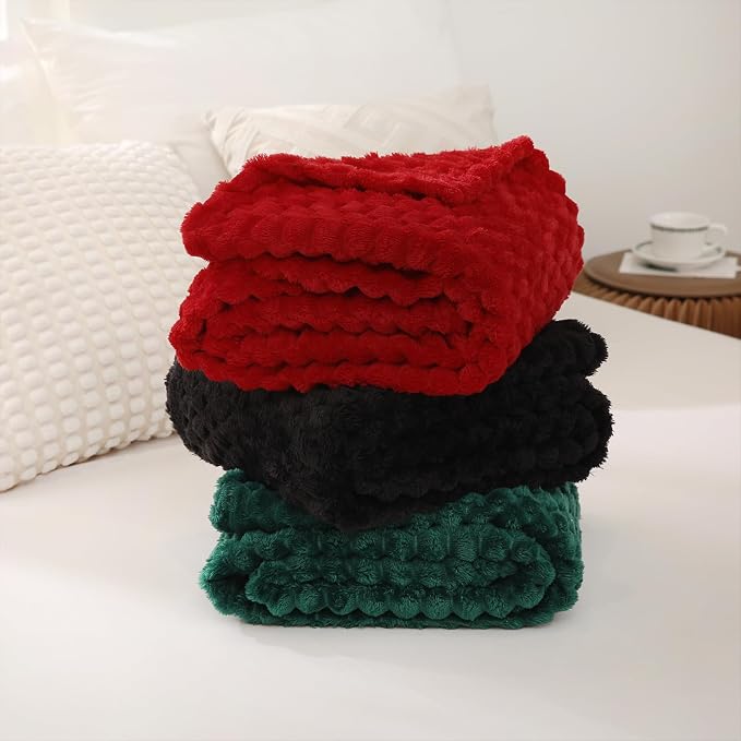 Puncuntex Dark Green Throw Blanket 90"×90" Fuzzy 3D Jacquard Decorative | Flannel Fleece Super Soft Plush Cozy Blanket for Couch Sofa Chair Lightweight