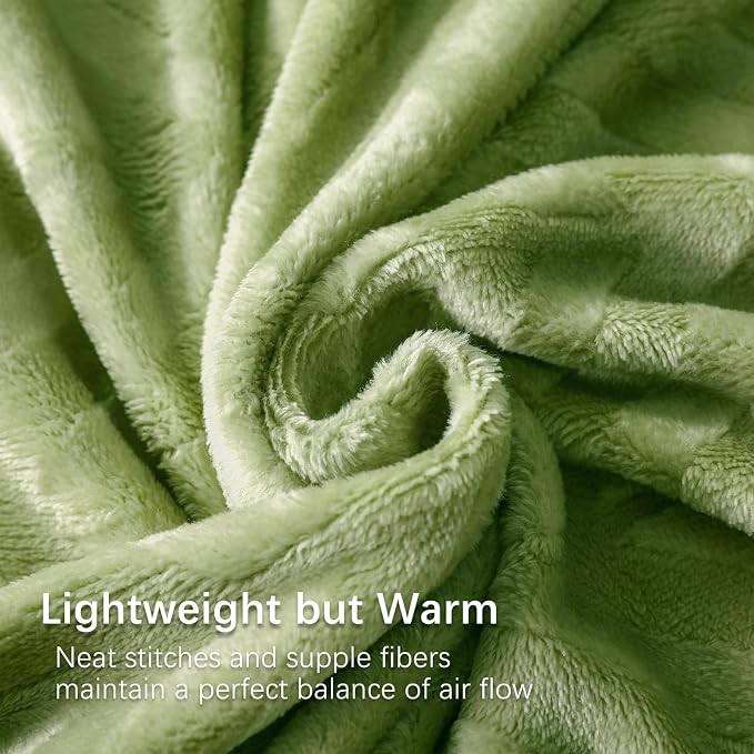 Whale Flotilla Flannel Fleece Fall Bed Blanket Twin XL Size, Olive Green | Lightweight Breathable Soft Bedspread, Plush Fluffy Coverlet Chevron Design Decorative Blanket for Home Life, 90x66 Inch