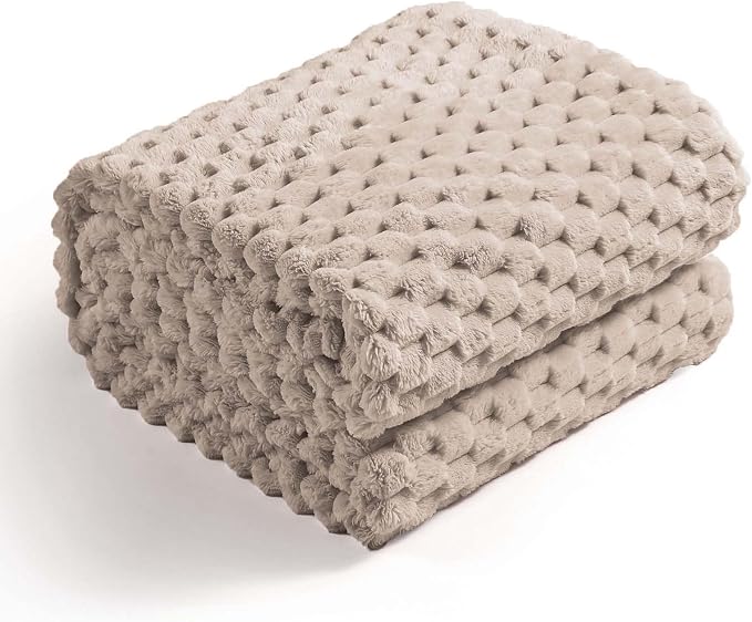 Excervent Hexagon Jacquard Throw Blanket for Kids, 40x50 Inches, Camel | Decorative Fuzzy Flannel Fleece Throw Blanket for Sofa, Super Soft Cozy Gifts for Kids & Pets, Suitable for All Seasons