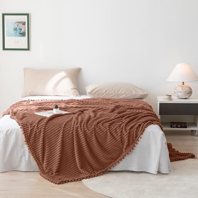 DISSA Fleece Blanket Twin Size – 60x80, Caramel – Soft, Plush, Fluffy, Fuzzy, Warm, Cozy – Perfect Throw for Couch, Bed, Sofa - with Pompom Fringe - Flannel Blanket Throw Blanket