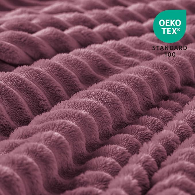 BEDELITE 3D Ribbed Jacquard Plum Fleece Twin Blanket for Bed, 60x80 Inch | Soft Warm Decorative Fluffy Blanket, Cozy Plush Lightweight Fuzzy Throw Blanket for Couch Sofa Room Decor, Gift for Women