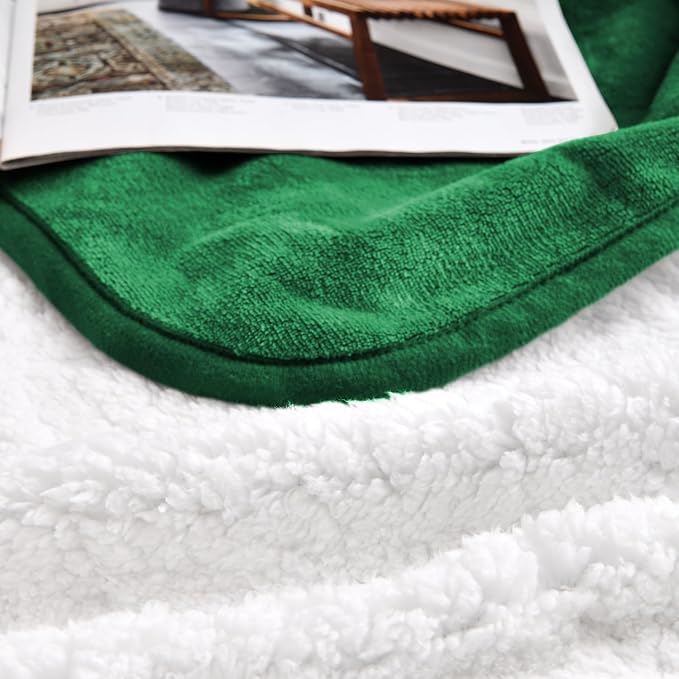 Soft Waterproof Blanket for Bed Couch Sofa, Green, 30x40 inches | Liquid Pee Proof Pet Blanket for Dog Puppy Cat, Reversible Sherpa Fleece Blanket for Couch Cover, Furniture Protector