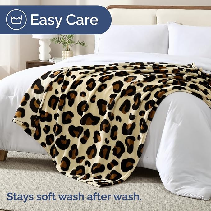 Ultra Soft Fleece Blanket - Flannel Fleece Luxury Blanket - Lightweight for Couch Bed Chair - Thick, Warm and Breathable - All Season Cozy Fuzzy, Anti-Static Microplush Bedding, Queen, Design 272