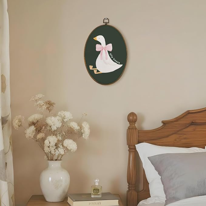 LKETW Coquette Pink Bow Silly Goose Oval Wall Art Decor, Dark Green Goose Oval Canvas Hanging Decor, Preppy Farmhouse Animal Wall Decorations for Girly Room Bedroom Dorm Home, 8.6x11.4 Inch