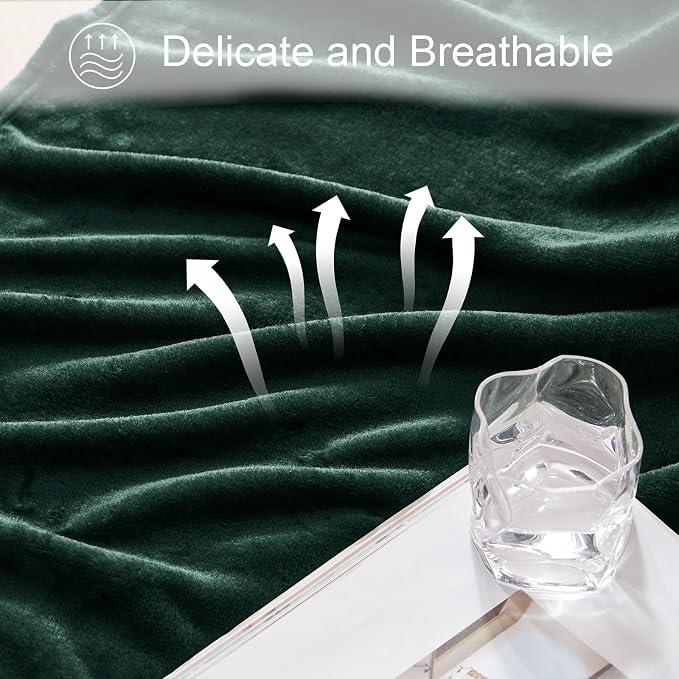 Exclusivo Mezcla Soft Fleece Throw Blanket for Couch, Forest Green | 50x60 Inches, Double-Sided Brushed Flannel, Lightweight Plush Cozy Blanket for Home Decor, All Season, Machine Washable