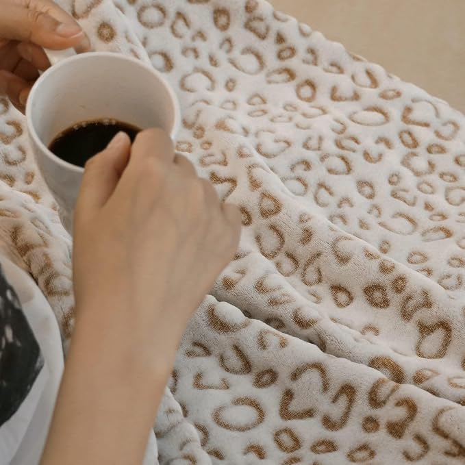 Flannel Fleece Leopard Print Throw Blanket Super Soft Lightweight Fluffy Throw for Couch, 40"X50",Brown