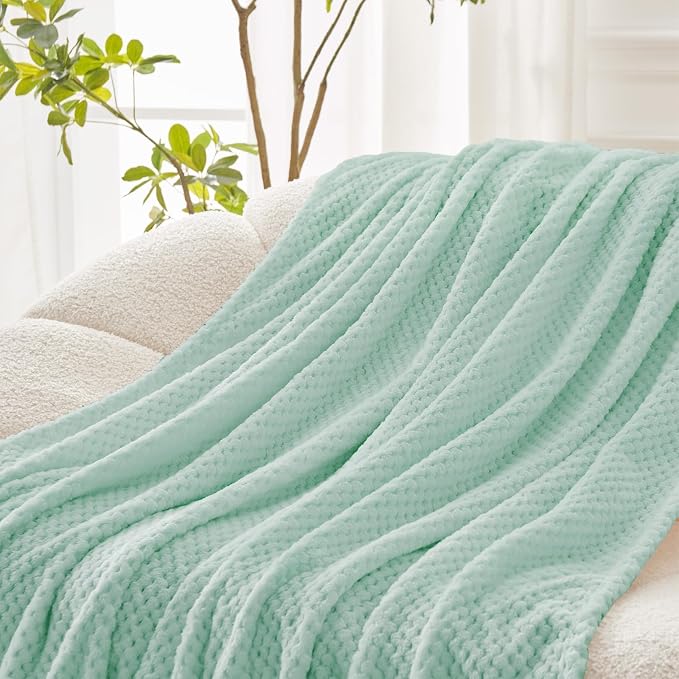 Exclusivo Mezcla Soft Waffle Fleece Bed Blanket King Size, Mint Green | Lightweight Plush Blanket for Bed, Bedroom, Cozy Flannel with Waffle Texture, Stylish Home Decor, All Season, 104x90 Inches