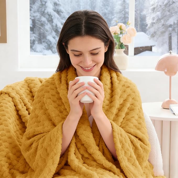 BEDELITE Mustard Yellow Twin Blanket for Couch, Soft Cozy Gifts for Women | 3D Jacquard Decorative Fleece Blanket, Super Soft Plush Throws, Cute Birthday Gift for Women, Suitable for All Seasons, 60*80